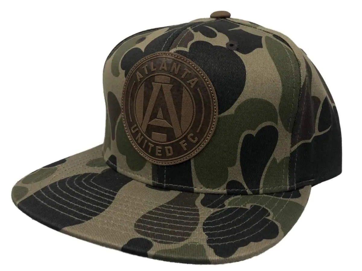 Atlanta United FC Mitchell & Ness Lux Camo Leather Strapback Flat Bill Hat Cap