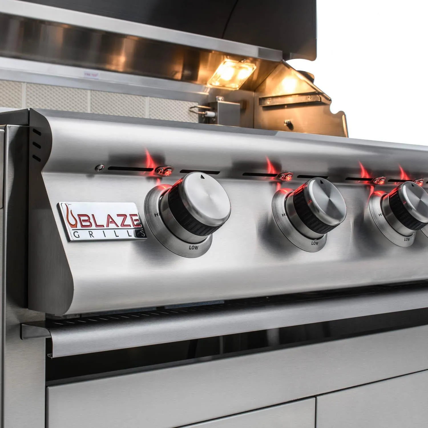 Blaze: 4 Burner Blaze LTE2 Grill with Lights (32")