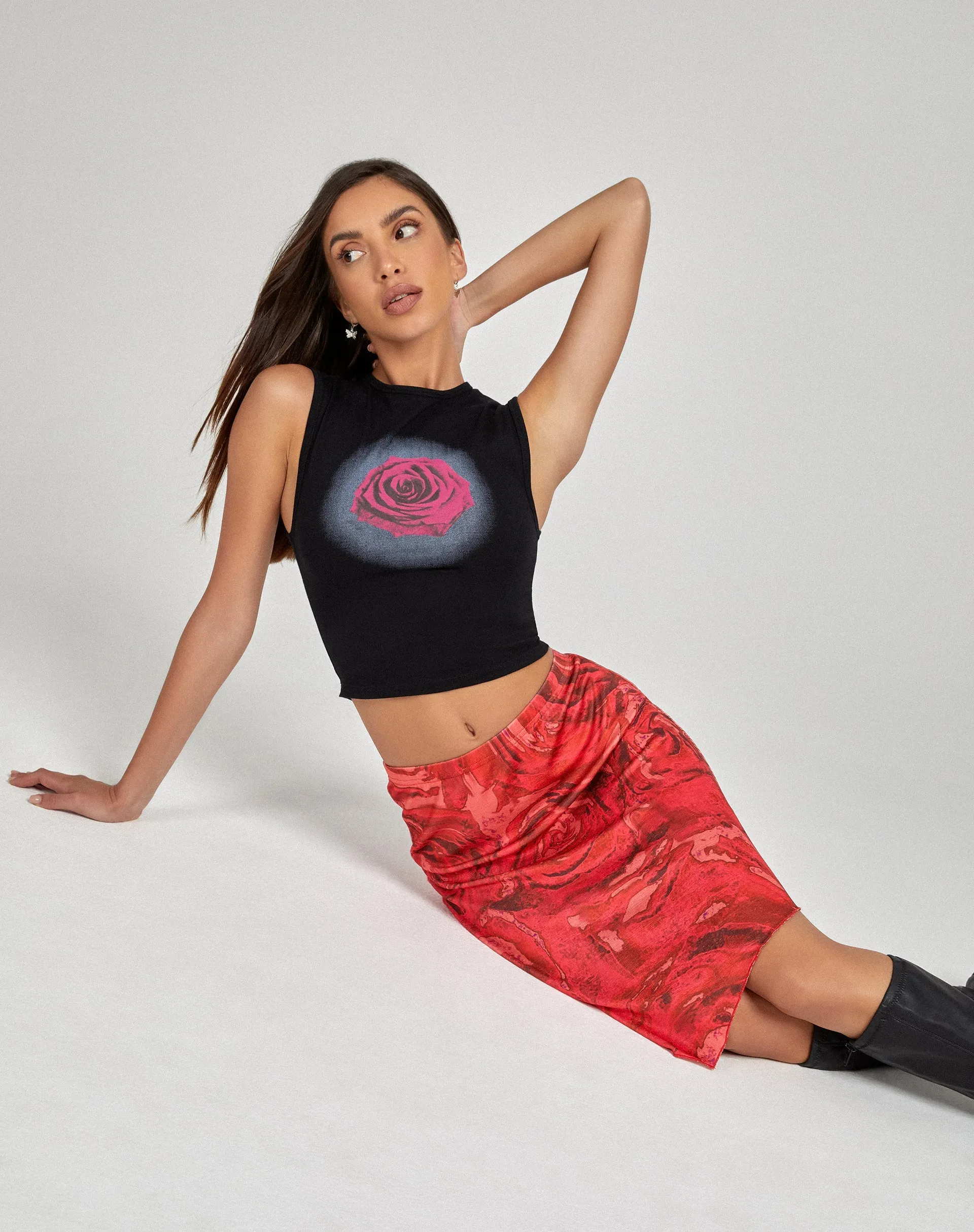 Lonaka Bodycon Skirt in Rose Petal Red