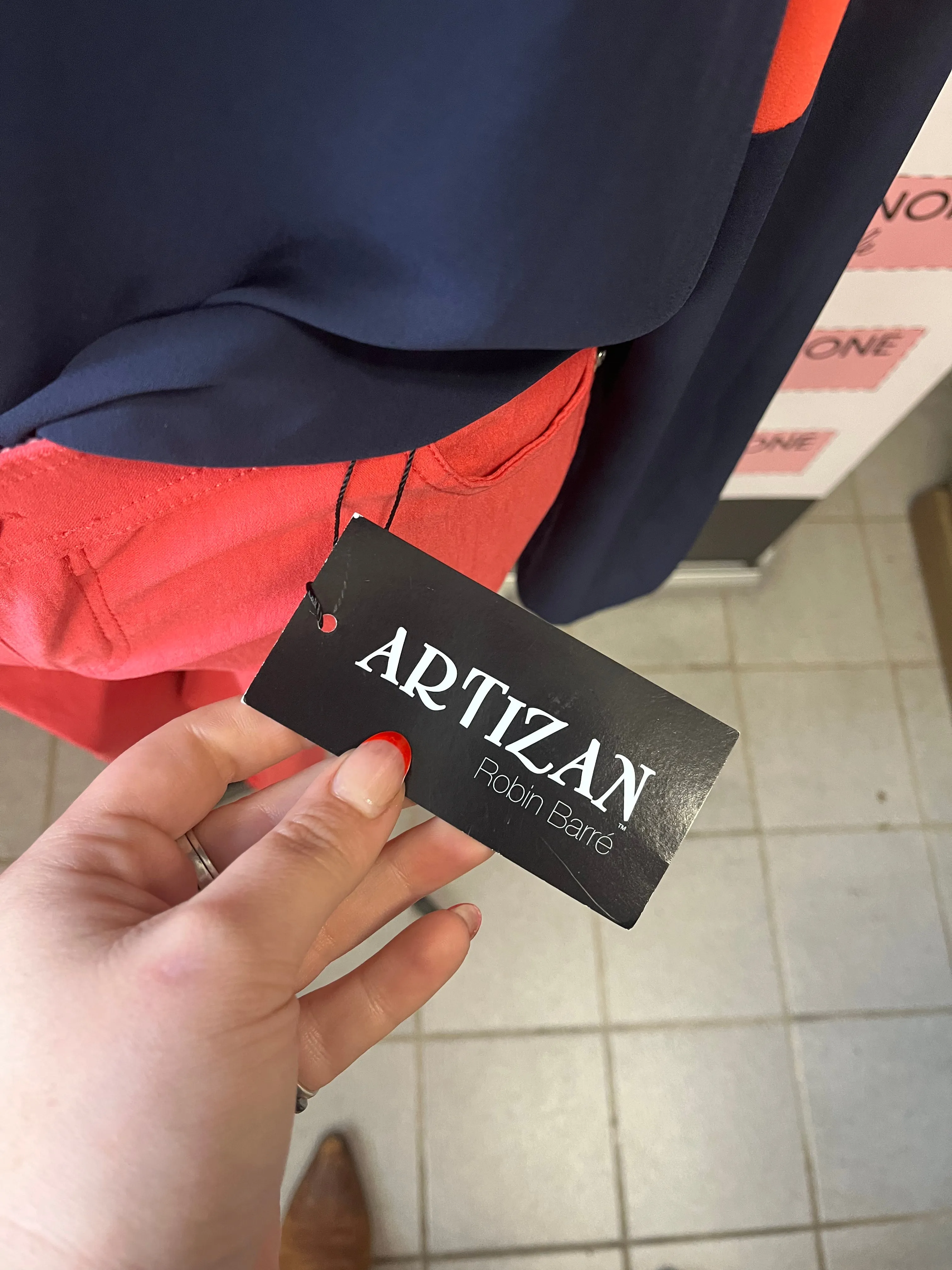 NWT Artizan Skinny Pants (Size M/L)