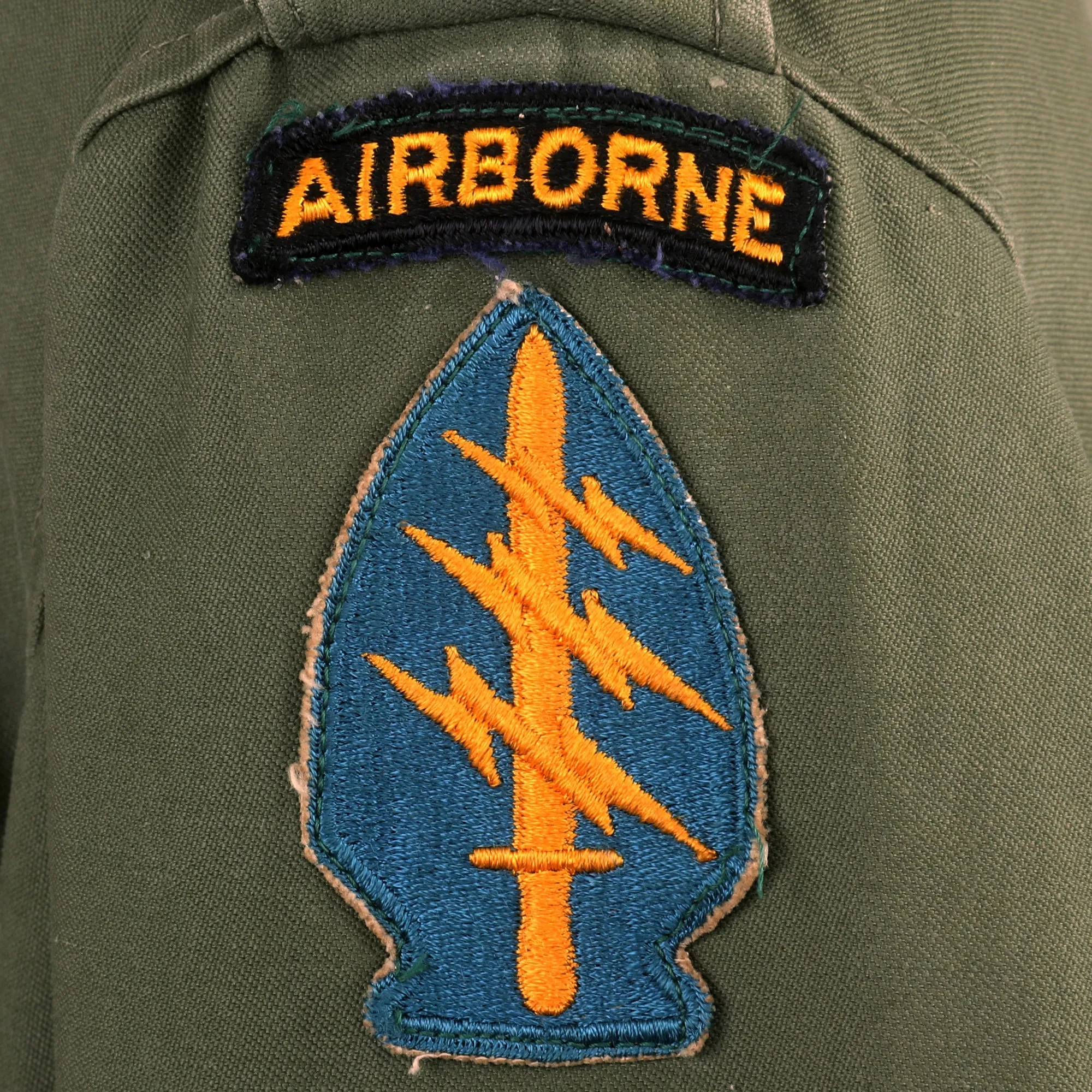 Original U.S. Vietnam War M1951 1st Special Forces (Airborne) Field Jacket with Period Applied Insignia - Paratrooper’s Wings