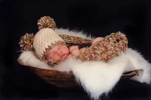 SET Mother Earth Newborn Pom Hat and Cocoon