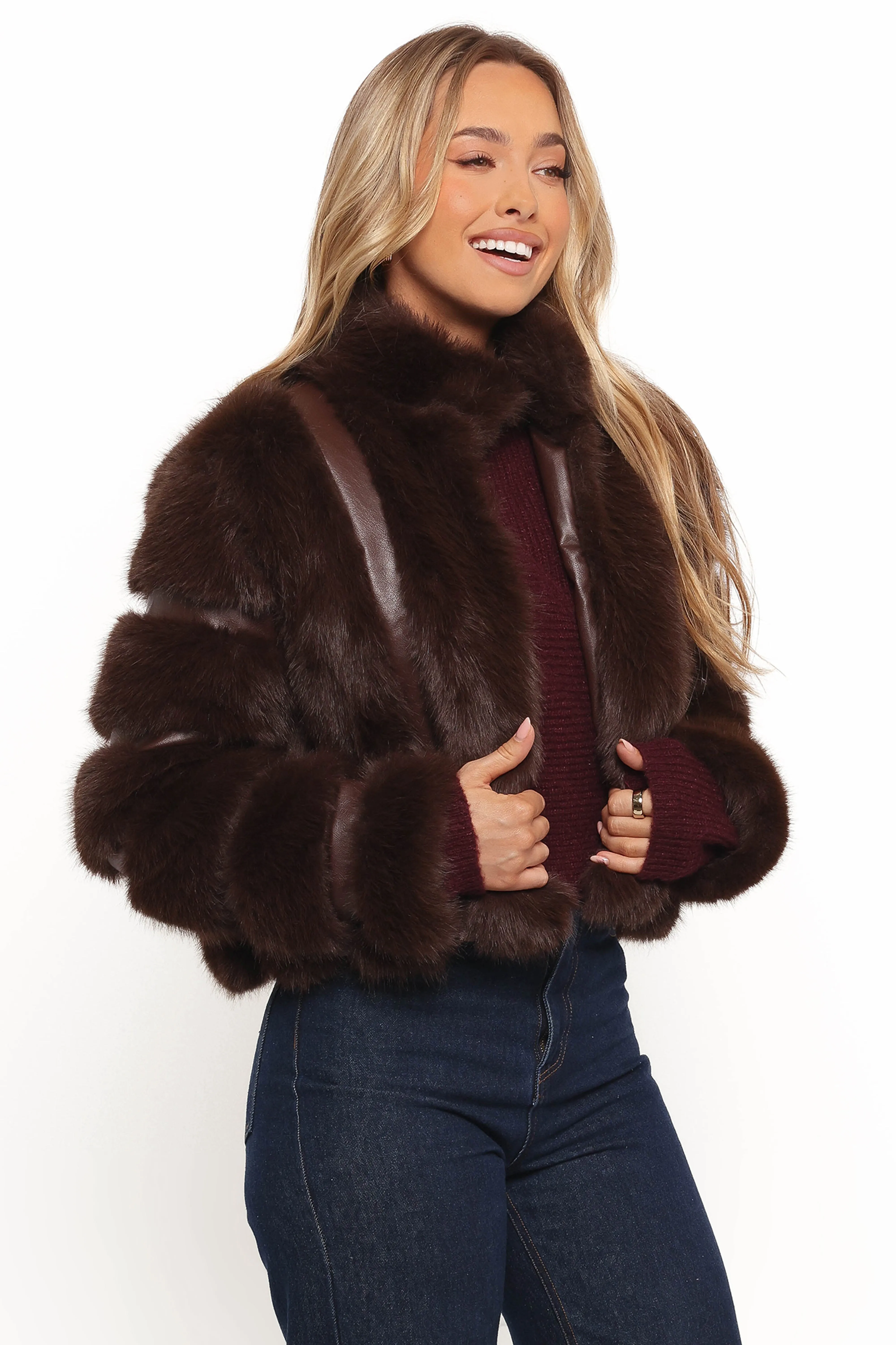 Velma Channel Faux Fur - Chocolate