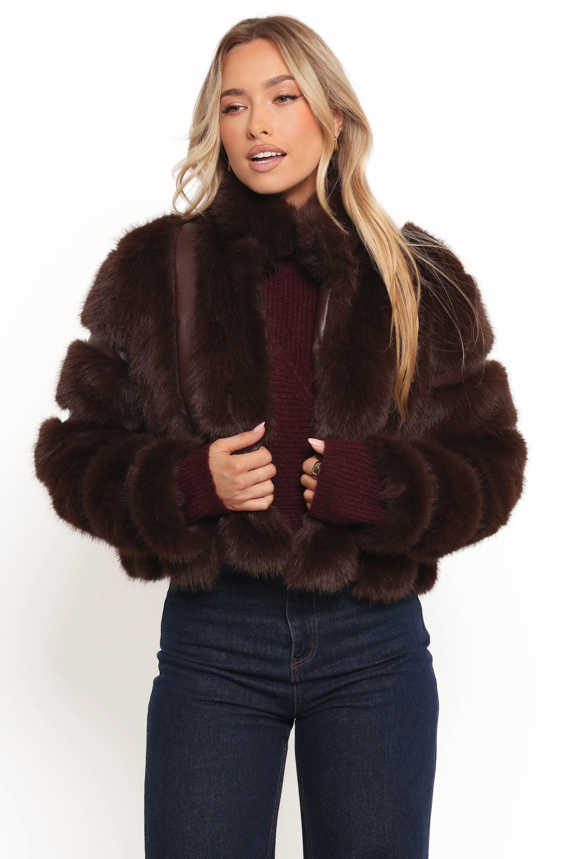 Velma Channel Faux Fur - Chocolate