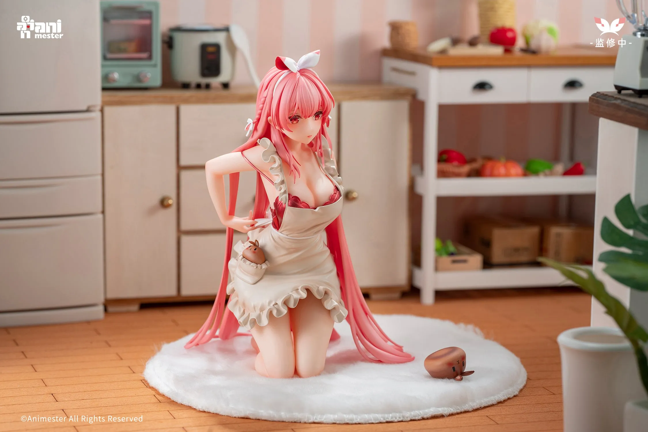 White Rabbit Rosu 1/7 Scale Figure