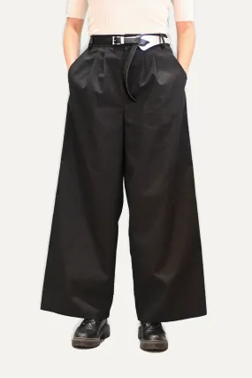 Wide Legged Cotton Pants